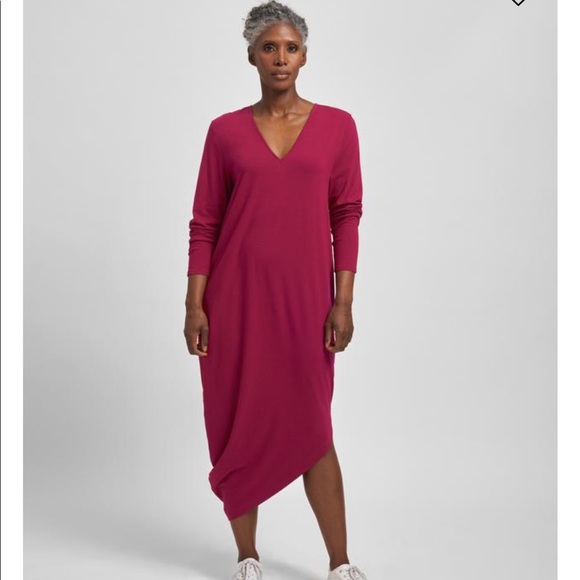 Universal Standard Dresses & Skirts - NWT Universal Standard Geneva Dress Red Sz 6 8